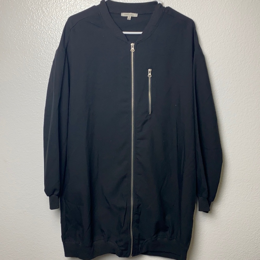 Women’s lightweight long jacket
